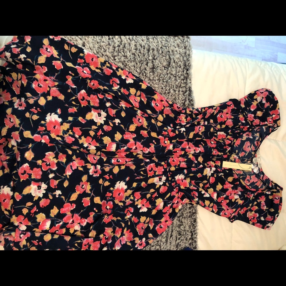 LC Lauren Conrad floral dress size XS.